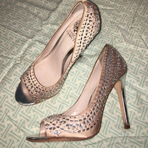 Size 6.5 Vince Camuto Heels