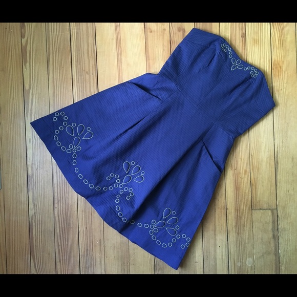 SALE! Lilly Pulitzer Navy and Gold Strapless Dress - Picture 1 of 4