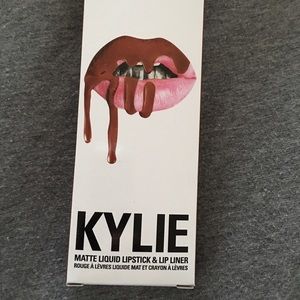 Dolce K Kylie Lip Kit