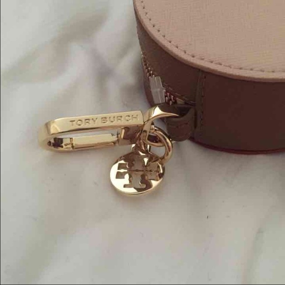 tory burch Keychain - Picture 3 of 3