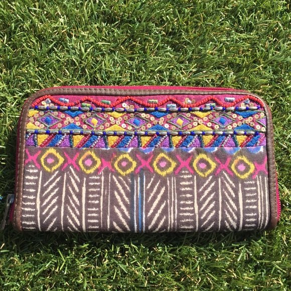 Beaded zip!
