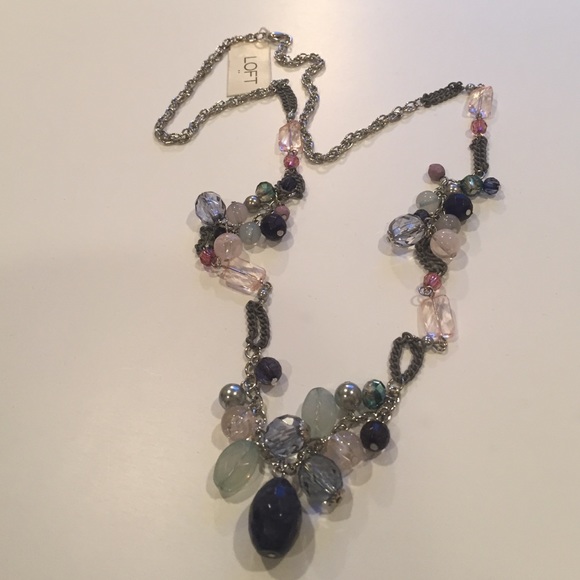 LOFT Necklace - Picture 2 of 3