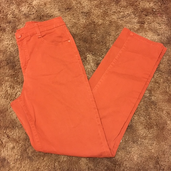 Size 6 Burnt Orange Bandolino Amy  Skinny Jeans