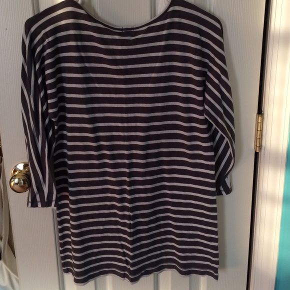 Jcrew gray stripped 3/4 length tshirt - Picture 3 of 3