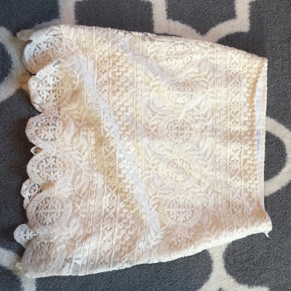 lace skirt