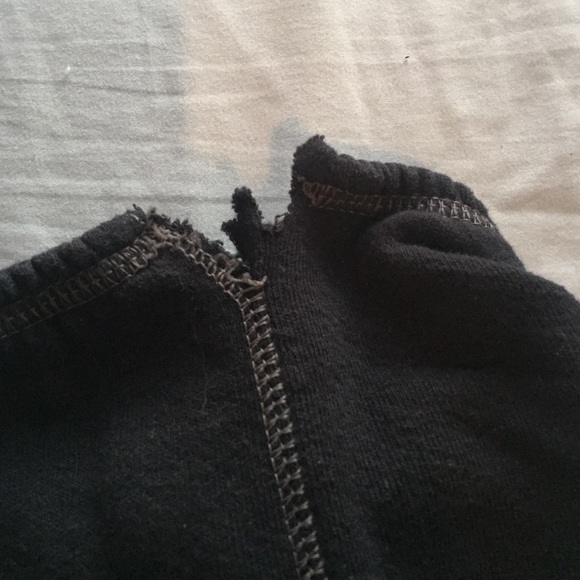 Soffe capris - Picture 3 of 3