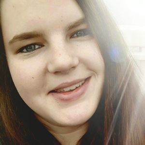 Meet your Posher, Lizzie