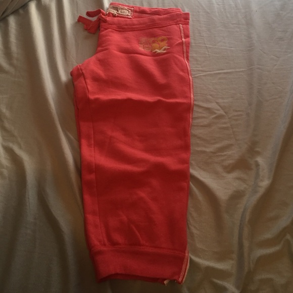 Hollister capris