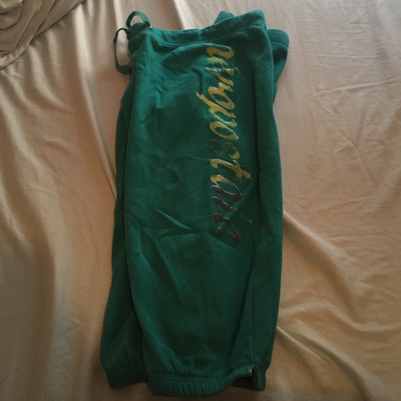 Aeropostale capris