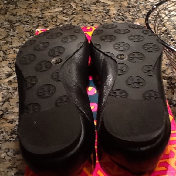 Tory Burch black /silver Reva - Picture 2 of 2