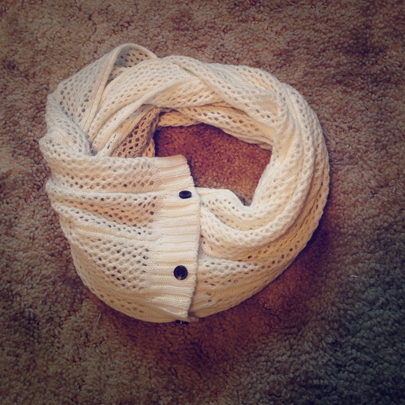 White Infinity scarf