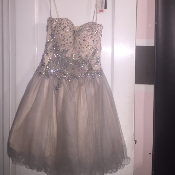 Negotiable‼️ Beautiful Prom Dress - Picture 3 of 3
