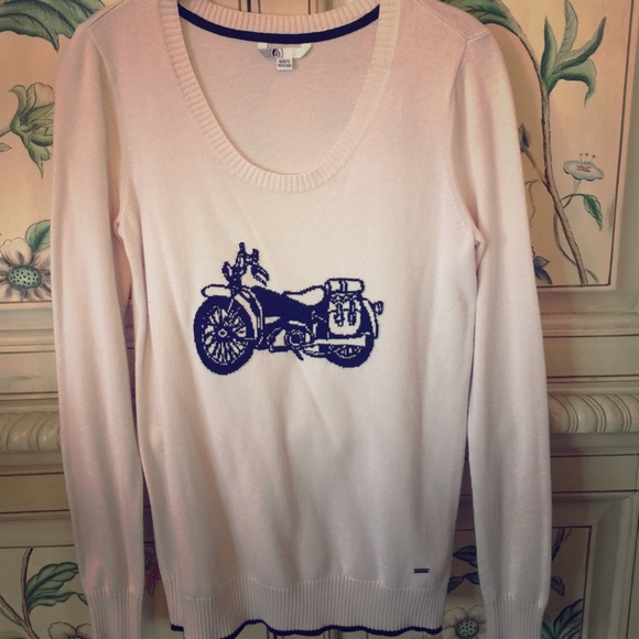 Volcom sweater