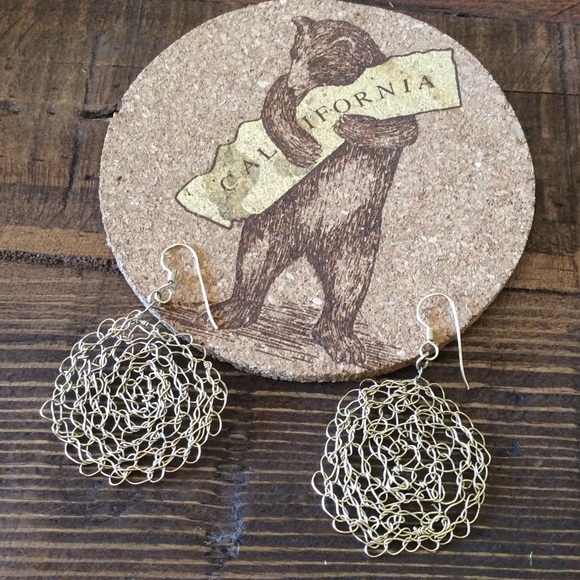 Anthropologie Jewelry - Chaotic Swirly Knot Space Circle Wire Wrap Earring Anthropologie Jewelry - Chaotic Swirly Knot Space Circle Wire Wrap Earring