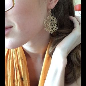Anthropologie Jewelry - Chaotic Swirly Knot Space Circle Wire Wrap Earring Anthropologie Jewelry - Chaotic Swirly Knot Space Circle Wire Wrap Earring
