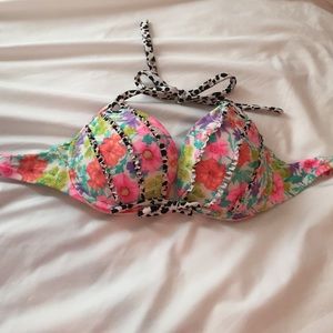 Victoria's Secret add 2 cup swim suit!