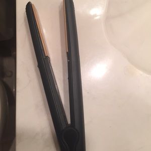 Pro Beauty Tools hair straightener