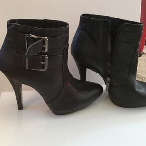 Heeled boots