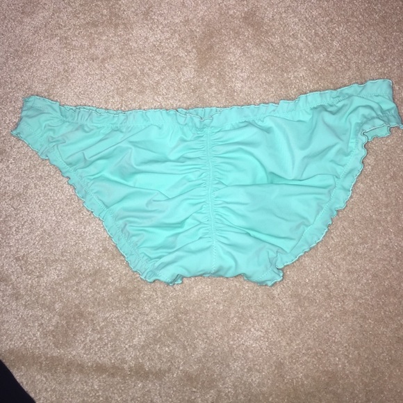 BRAND NEW VS SWIM BOTTOM!