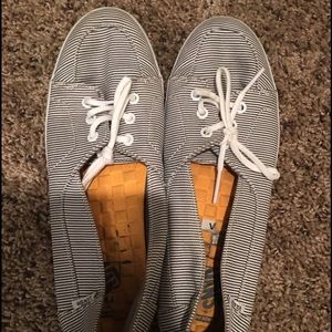 Vans boat shoes