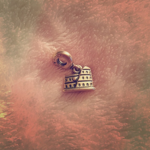 Colosseum Pandora charm