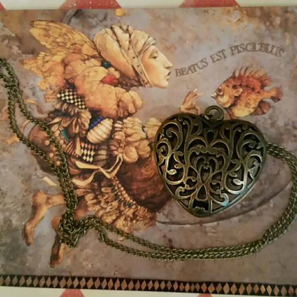 Cut out heart antiqued bronze necklace