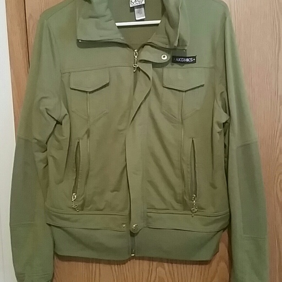 Akdmks sweater