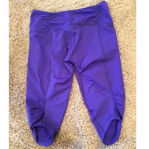 Lululemon Cropped Leggings w/ Rouching