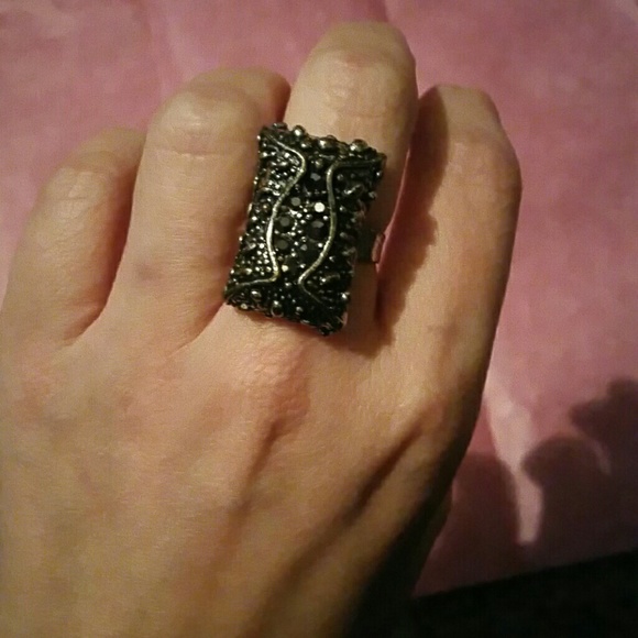 Rectangle sparkle cocktail ring