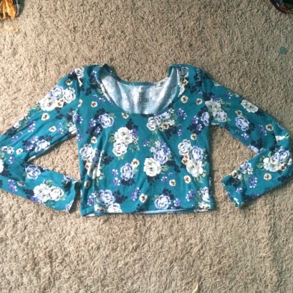 Long sleeve crop top - Picture 1 of 2