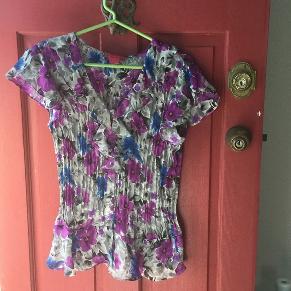 Ruffled flowery summer blouse