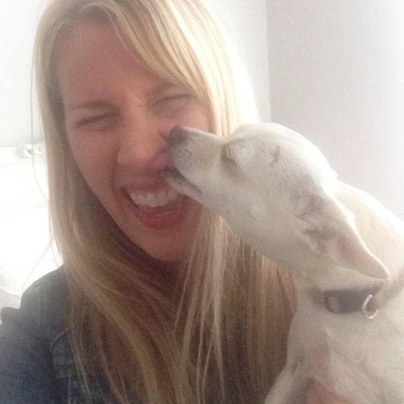 Meet your Posher, Kitty - Picture 2 of 2