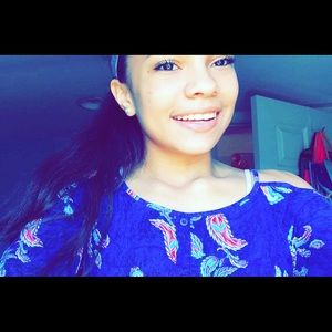 Meet your Posher, Emily