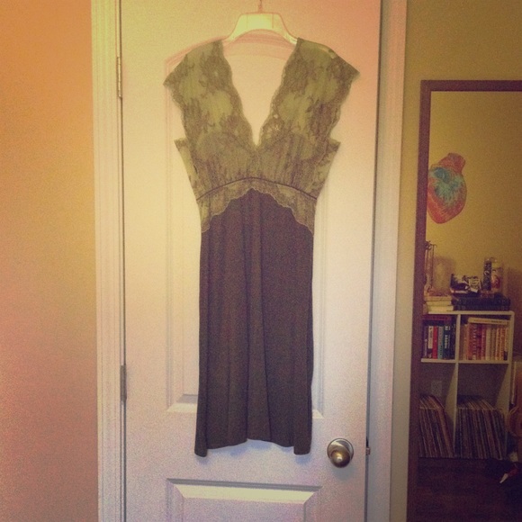 ❄️Olive Lace Top Dress❄️