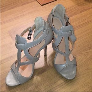 L.A.M.B. Quiana Heels Sand color