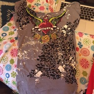 Open backed shirt 😏