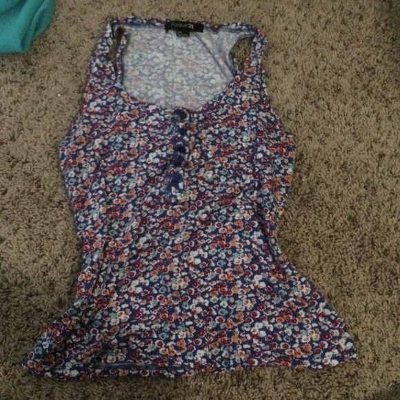 Forever 21 tank