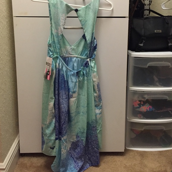 brand new with tags high lo roxy dress! - Picture 2 of 3