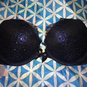 Victoria's secret very sexy push-up bra