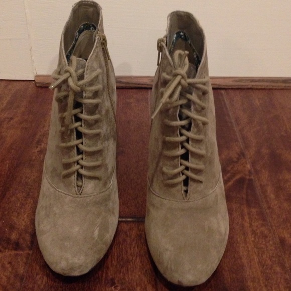 Seychelles lace up suade booties