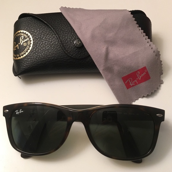 Rayban Unisex Wayfarers! Practically new!