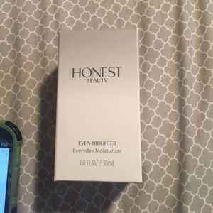 Honest beauty moisturizer