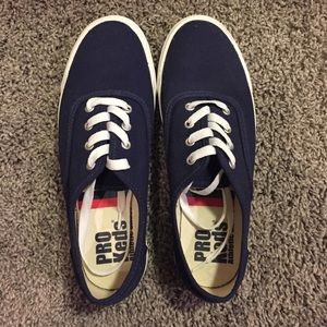 Pro Keds like-new navy shoes