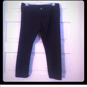 Lululemon crops