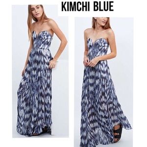 🔴 Kimchi Blue Strapless Maxi Dress
