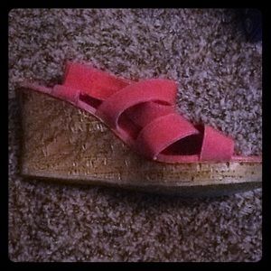 Pink wedges