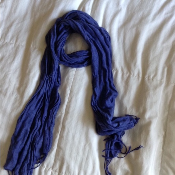 Blue scarf - Picture 1 of 1