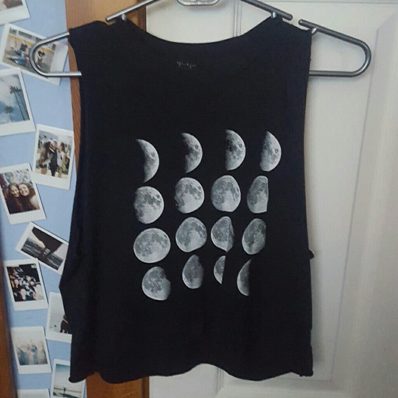 Brandy Melville  (John Galt) graphic tank