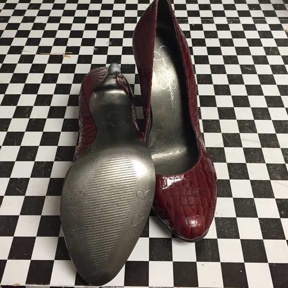 🌸Burgundy Patent Python heels🌸 - Picture 3 of 4