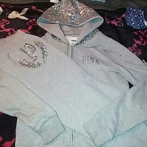 Gorgeous pink set! Uft..